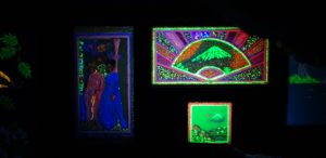 ladyland_fluorescent_art_3