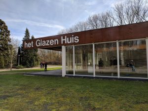 Het Glazen Huis building